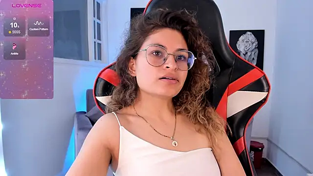 Emily fiori online show from July 28, 3:48 am