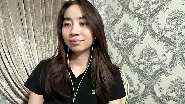 cocoSharms online show from July 28, 7:39 pm