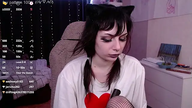 angelic shawty  online show from July 28, 7:39 pm