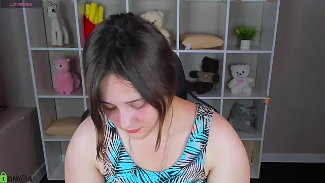 Alica Keller online show from July 18, 9:34 am