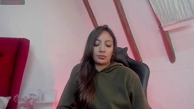 LilyGarciia online show from July 21, 3:46 pm