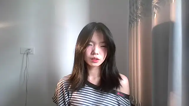 coco-zh online show from July 27, 7:49 am