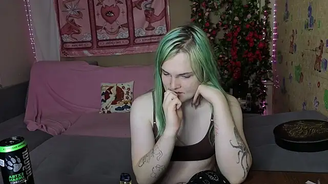 sweet4ti online show from July 16, 4:33 pm