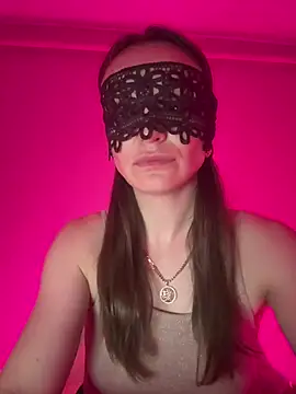 Lona-lov online show from July 21, 6:19 pm