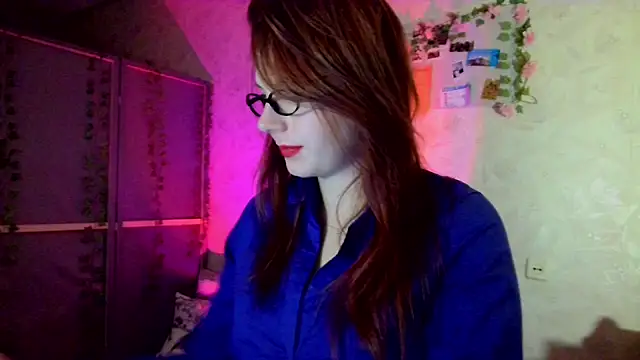 EvaShinee online show from July 28, 8:52 pm