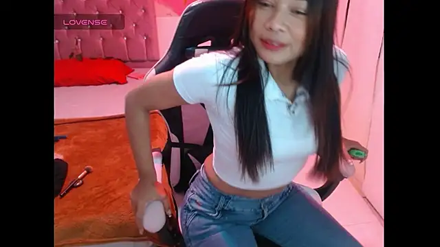 miaisabella6995 online show from July 25, 8:27 pm