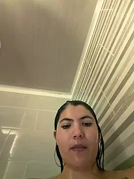 cloe bella online show from July 20, 10:10 pm