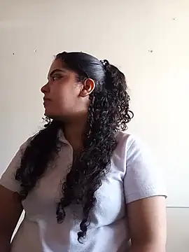 NicolleOverton online show from July 28, 7:39 pm