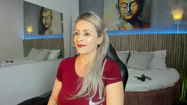emma fox84 online show from July 29, 9:04 pm