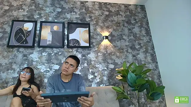 LolaandDante online show from July 24, 12:47 pm