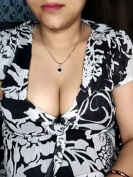 Your-Shalu online show from July 27, 4:31 am