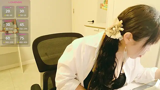 XantheBloom online show from July 29, 12:27 pm