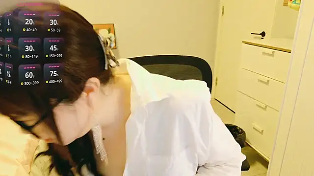 XantheBloom online show from July 26, 12:46 pm
