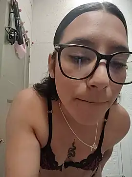 milarous online show from July 19, 10:01 pm