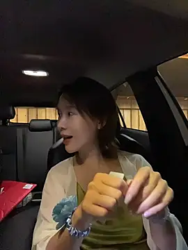 Zoe-520 online show from July 17, 1:26 pm