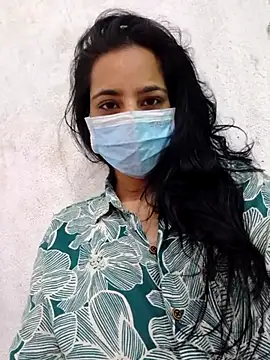 Nisha As online show from July 18, 9:45 am