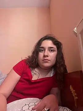 laylaabadeer online show from July 17, 1:15 pm