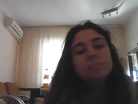 laylaabadeer online show from July 29, 8:36 am