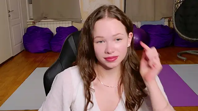 Anna MonAmour online show from July 20, 9:59 pm
