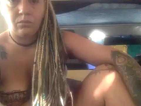 carlottacurvy98 online show from July 26, 11:29 am