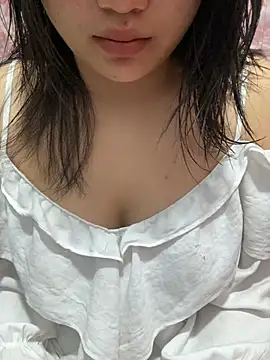 Ngoc xinh online show from July 29, 1:55 pm