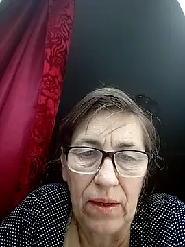 velvetsky651 online show from July 28, 3:32 pm