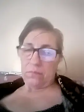 velvetsky651 online show from July 28, 2:57 pm