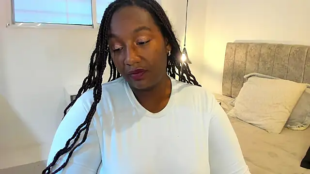 Kendra Taylor  online show from July 28, 1:43 pm