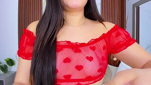 miabelluci1 online show from July 21, 12:28 pm