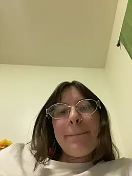 MargotHoney online show from July 22, 8:10 pm