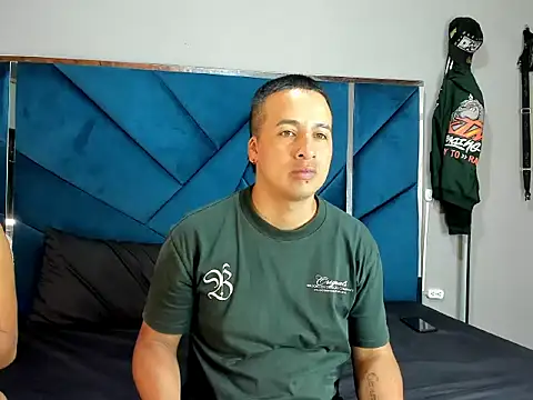 KataAndJordy  online show from July 29, 1:00 pm