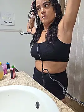RicanMami1984 online show from July 30, 8:21 pm