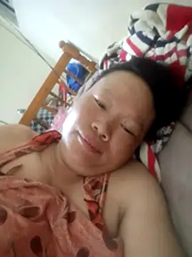 Queenie9z online show from July 27, 10:51 pm