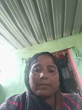 Hott arushi online show from July 23, 10:45 am