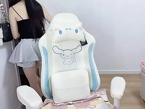 -qingqing online show from July 24, 1:31 pm