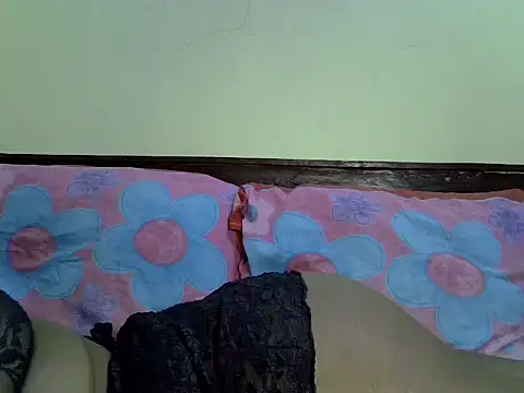 pretty sexyy online show from July 28, 3:21 pm