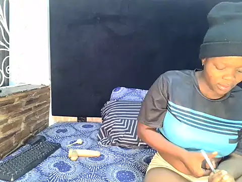 Thickmama16 online show from July 28, 9:47 pm