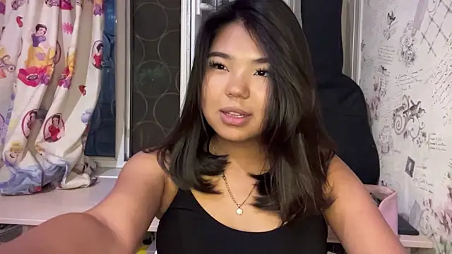 JohannaMickiewicz online show from July 28, 7:39 pm