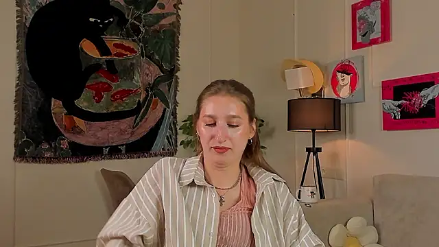 PattiPeloquin online show from July 26, 9:33 pm