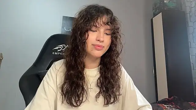 SharolynSalle online show from July 28, 8:12 am