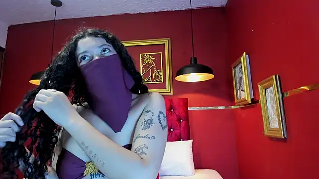 ArianaLaurent  online show from July 27, 6:38 pm
