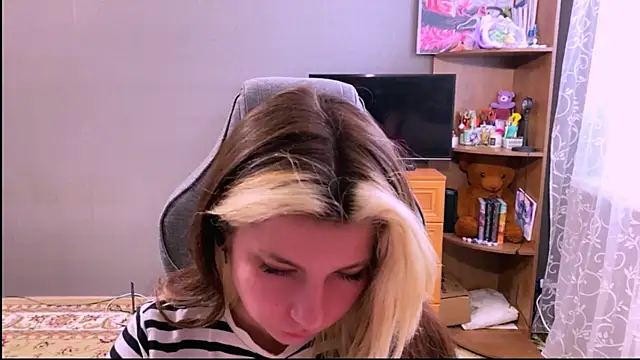 SherikaAzzarella online show from July 26, 3:31 pm