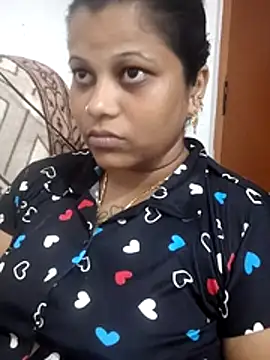 Jillukutty143 online show from July 25, 9:16 am
