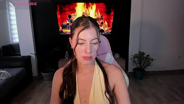 Hillary myers   online show from July 28, 8:52 pm