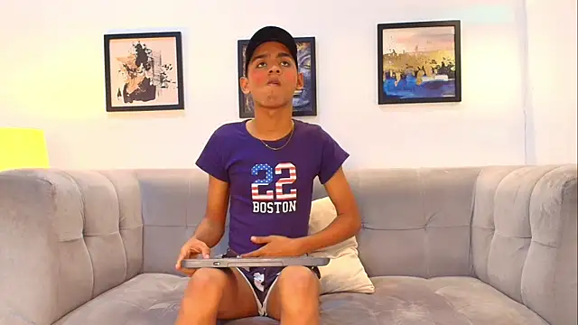 LOVELY LEGANDS online show from July 23, 1:30 pm