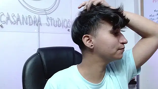 camiFOX 69 online show from July 27, 5:26 am