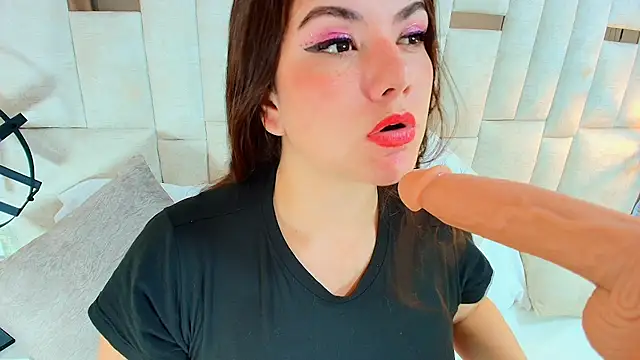 Julianna SX online show from July 28, 12:48 pm