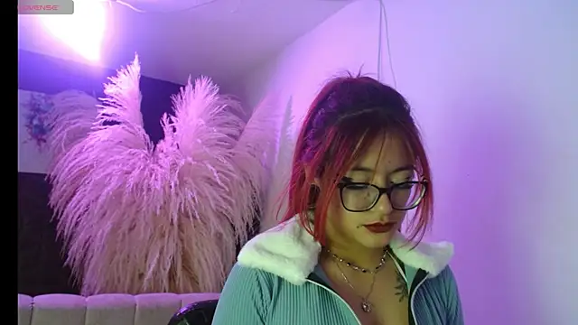 sara red xxx online show from July 24, 8:06 pm