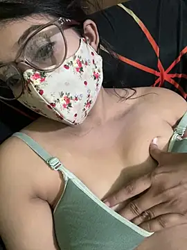 BoldRiya  online show from July 30, 5:58 pm