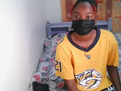 Prettyvickie002 online show from July 28, 4:39 pm